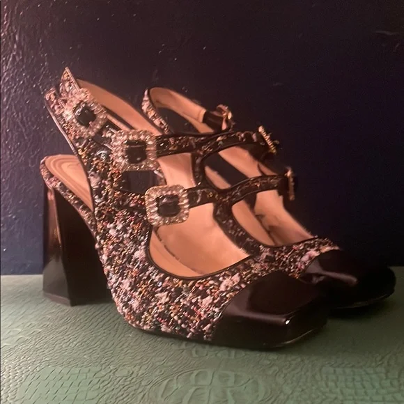 Multicolored tweed pumps with black patent captoe and tall block heel - Picture 3 of 9